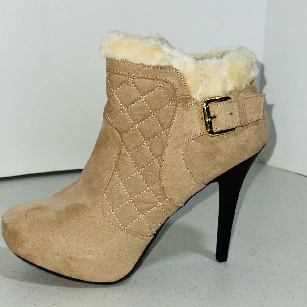 Madeline Girl Faux Suede and Fur Elegant Cream Heeled Boots New - Picture 9 of 10